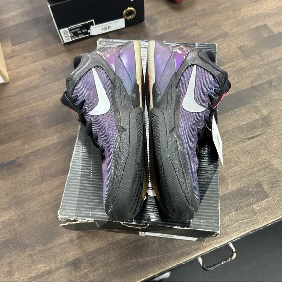 Size Nike Zoom Kobe 7 System Invisibility CloakUSED $_12.JPG?set_id=880000500F main image 2